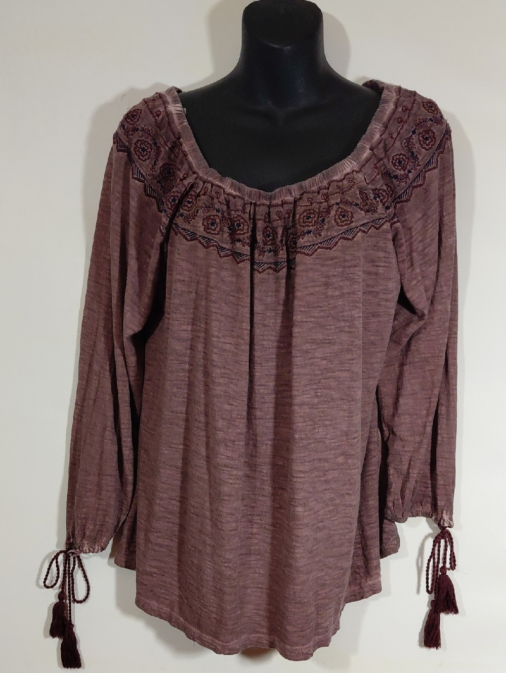 Vintage America Mauve Embroidered Peasant Blouse